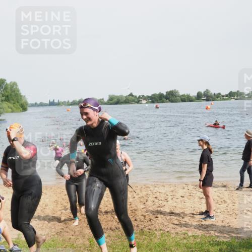 21.06.2025 - 27. Vierlanden-Triathlon MichiJ http://msf.ph/oto/8016517 15.06.2026 10:17:08 Schwimmen 471, 479, 510, 556, 567, 575, 602, 610 meine-sportfotos.de