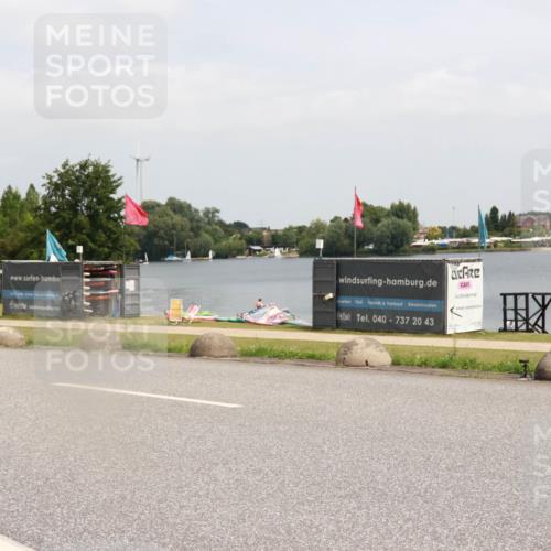 21.06.2025 - 27. Vierlanden-Triathlon H.Heesch http://msf.ph/oto/8016577 15.06.2025 12:04:59 Radfahren 673, 699 meine-sportfotos.de
