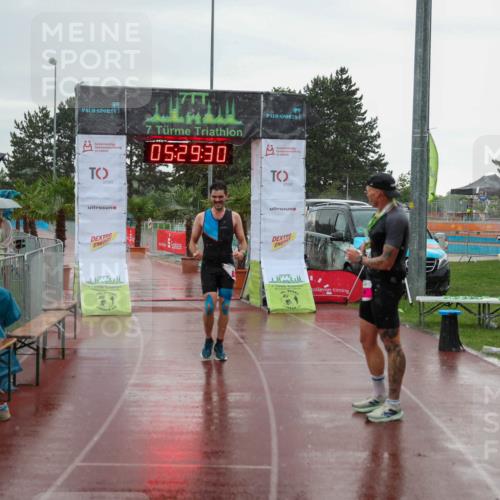 15.06.2025 - 7 Türme Triathlon Michael Strokosch http://msf.ph/oto/8016578 15.06.2025 15:29:30 Ziel 278 meine-sportfotos.de