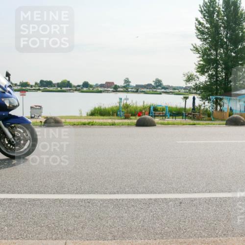 15.06.2025 - 27. Vierlanden-Triathlon H.Heesch http://msf.ph/oto/8016642 15.06.2025 09:16:18 Radfahren 43 meine-sportfotos.de