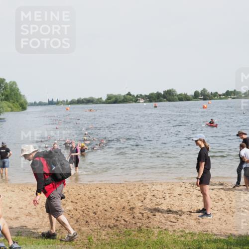 21.06.2025 - 27. Vierlanden-Triathlon MichiJ http://msf.ph/oto/8016661 15.06.2026 10:17:11 Schwimmen 479, 510, 556, 567, 575, 581, 602 meine-sportfotos.de
