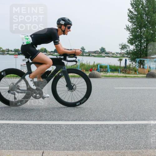 21.06.2025 - 27. Vierlanden-Triathlon H.Heesch http://msf.ph/oto/8016692 15.06.2025 11:57:11 Radfahren 670, 750, 912 meine-sportfotos.de