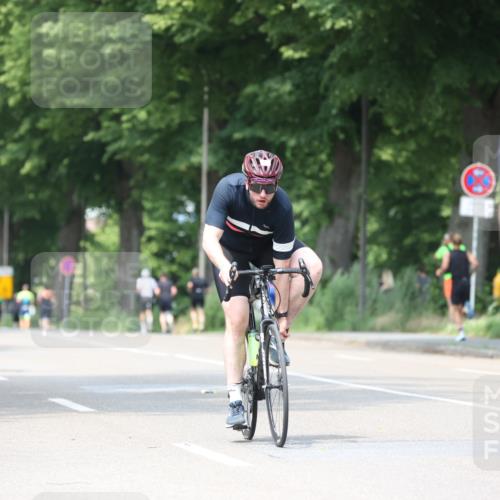 15.06.2025 - 7 Türme Triathlon Yannick Fuchs http://msf.ph/oto/8016698 15.06.2025 13:29:59 Radfahren 248, 606, 818, 1149 meine-sportfotos.de