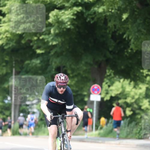 15.06.2025 - 7 Türme Triathlon Yannick Fuchs http://msf.ph/oto/8016704 15.06.2025 13:30:00 Radfahren 606, 818, 1149 meine-sportfotos.de