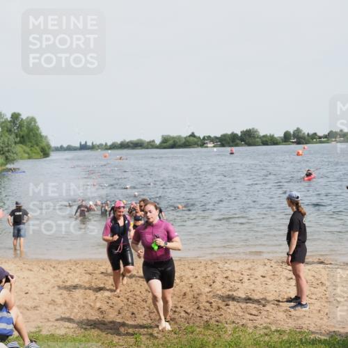 21.06.2025 - 27. Vierlanden-Triathlon MichiJ http://msf.ph/oto/8016751 15.06.2026 10:17:16 Schwimmen 479, 510, 529, 556, 575, 581, 584 meine-sportfotos.de