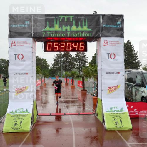 15.06.2025 - 7 Türme Triathlon Michael Strokosch http://msf.ph/oto/8016800 15.06.2025 15:30:46 Ziel 248, 331 meine-sportfotos.de