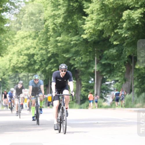 15.06.2025 - 7 Türme Triathlon Yannick Fuchs http://msf.ph/oto/8016903 15.06.2025 13:30:15 Radfahren 663, 872, 1064 meine-sportfotos.de