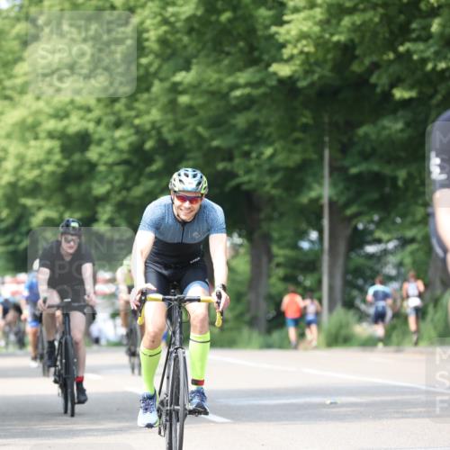 15.06.2025 - 7 Türme Triathlon Yannick Fuchs http://msf.ph/oto/8016909 15.06.2025 13:30:17 Radfahren 663, 872, 1019, 1064, 1070 meine-sportfotos.de