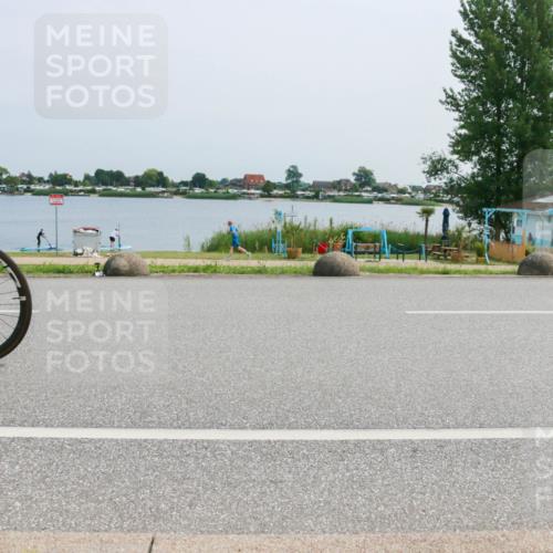 21.06.2025 - 27. Vierlanden-Triathlon H.Heesch http://msf.ph/oto/8016938 15.06.2025 11:57:40 Radfahren 655, 792, 798, 804, 858, 954, 958 meine-sportfotos.de