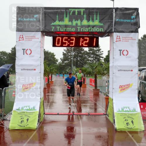 15.06.2025 - 7 Türme Triathlon Michael Strokosch http://msf.ph/oto/8016942 15.06.2025 15:31:21 Ziel 214, 234 meine-sportfotos.de