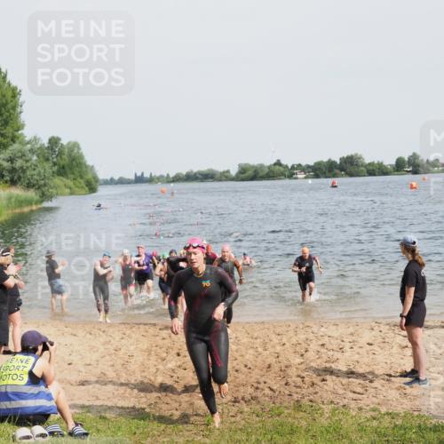 21.06.2025 - 27. Vierlanden-Triathlon MichiJ http://msf.ph/oto/8016948 15.06.2026 10:17:29 Schwimmen 485, 488, 492, 519, 529, 532, 557, 562, 572, 582, 584, 588, 594, 626 meine-sportfotos.de