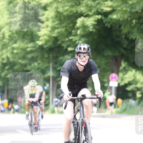 15.06.2025 - 7 Türme Triathlon Yannick Fuchs http://msf.ph/oto/8016955 15.06.2025 13:30:18 Radfahren 663, 681, 872, 1019, 1064, 1070 meine-sportfotos.de