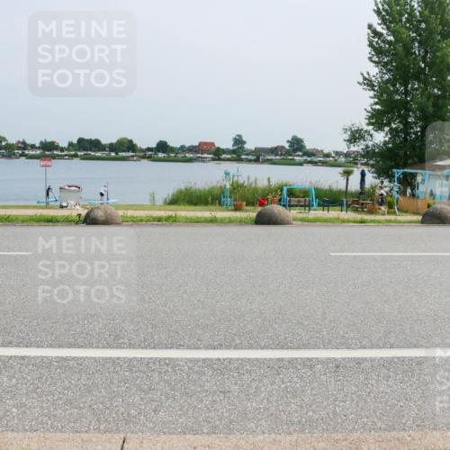 21.06.2025 - 27. Vierlanden-Triathlon H.Heesch http://msf.ph/oto/8017020 15.06.2025 11:57:44 Radfahren 655, 804, 858, 904, 954, 958 meine-sportfotos.de