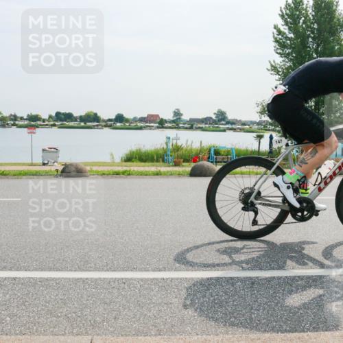 15.06.2025 - 27. Vierlanden-Triathlon H.Heesch http://msf.ph/oto/8017022 15.06.2025 09:59:03 Radfahren 147 meine-sportfotos.de
