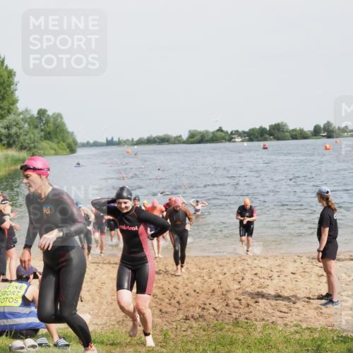 21.06.2025 - 27. Vierlanden-Triathlon MichiJ http://msf.ph/oto/8017025 15.06.2026 10:17:30 Schwimmen 485, 488, 492, 519, 529, 532, 552, 557, 562, 572, 582, 588, 594, 626 meine-sportfotos.de