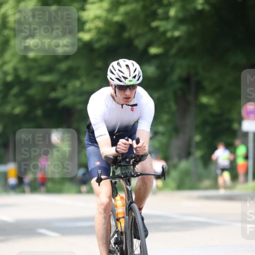 15.06.2025 - 7 Türme Triathlon Yannick Fuchs http://msf.ph/oto/8017071 15.06.2025 13:30:25 Radfahren 305, 332, 462, 681, 1019, 1028, 1070 meine-sportfotos.de
