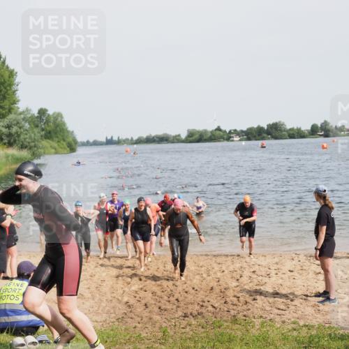 21.06.2025 - 27. Vierlanden-Triathlon MichiJ http://msf.ph/oto/8017082 15.06.2026 10:17:31 Schwimmen 485, 488, 492, 519, 529, 532, 537, 552, 557, 562, 572, 582, 588, 594, 626 meine-sportfotos.de