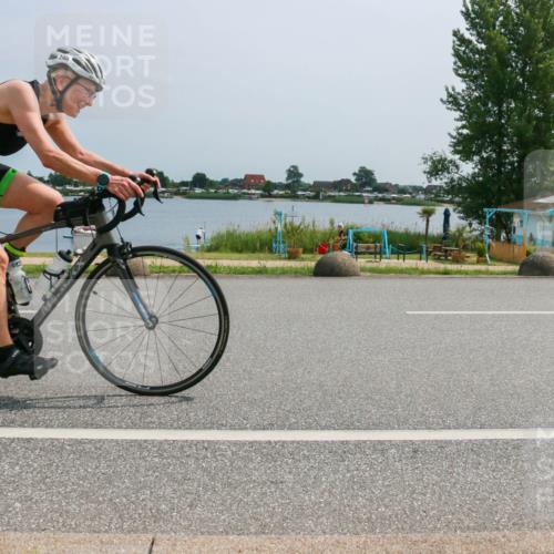 21.06.2025 - 27. Vierlanden-Triathlon H.Heesch http://msf.ph/oto/8017108 15.06.2025 11:58:02 Radfahren 248, 928, 952 meine-sportfotos.de