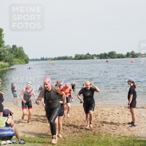21.06.2025 - 27. Vierlanden-Triathlon MichiJ http://msf.ph/oto/8017114 15.06.2026 10:17:34 Schwimmen 485, 488, 492, 493, 519, 532, 537, 552, 557, 562, 572, 582, 588, 594, 626 meine-sportfotos.de