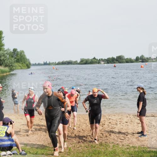 21.06.2025 - 27. Vierlanden-Triathlon MichiJ http://msf.ph/oto/8017124 15.06.2026 10:17:34 Schwimmen 485, 488, 492, 493, 519, 532, 537, 552, 557, 562, 572, 582, 588, 594, 626 meine-sportfotos.de