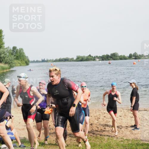21.06.2025 - 27. Vierlanden-Triathlon MichiJ http://msf.ph/oto/8017201 15.06.2026 10:17:36 Schwimmen 485, 488, 492, 493, 519, 532, 537, 552, 557, 562, 572, 582, 588, 594, 626 meine-sportfotos.de