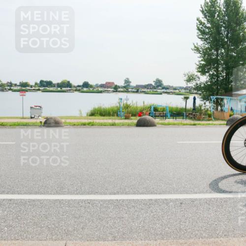 15.06.2025 - 27. Vierlanden-Triathlon H.Heesch http://msf.ph/oto/8017216 15.06.2025 10:01:10 Radfahren 38, 185 meine-sportfotos.de