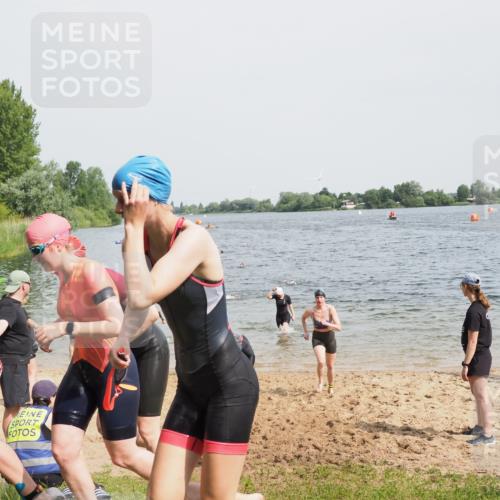 21.06.2025 - 27. Vierlanden-Triathlon MichiJ http://msf.ph/oto/8017341 15.06.2026 10:17:38 Schwimmen 485, 488, 492, 493, 519, 532, 537, 552, 557, 562, 572, 588, 626 meine-sportfotos.de