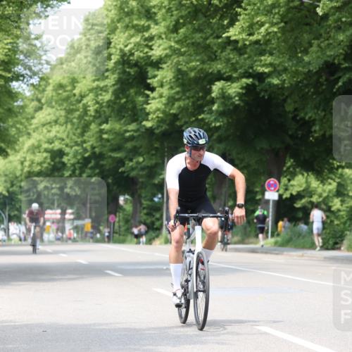 15.06.2025 - 7 Türme Triathlon Yannick Fuchs http://msf.ph/oto/8017349 15.06.2025 13:30:35 Radfahren 305, 545, 786 meine-sportfotos.de