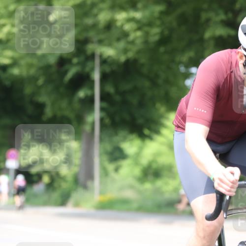 15.06.2025 - 7 Türme Triathlon Yannick Fuchs http://msf.ph/oto/8017424 15.06.2025 13:30:39 Radfahren 545, 786 meine-sportfotos.de