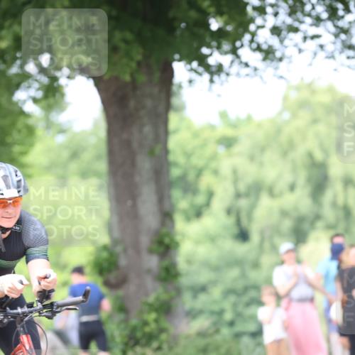 15.06.2025 - 7 Türme Triathlon Yannick Fuchs http://msf.ph/oto/8017657 15.06.2025 13:31:01 Radfahren 257, 621, 636 meine-sportfotos.de