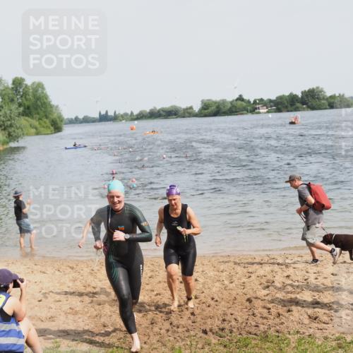 21.06.2025 - 27. Vierlanden-Triathlon MichiJ http://msf.ph/oto/8017742 15.06.2026 10:18:05 Schwimmen 515, 550, 629 meine-sportfotos.de