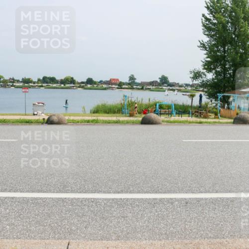 21.06.2025 - 27. Vierlanden-Triathlon H.Heesch http://msf.ph/oto/8017784 15.06.2025 11:59:41 Radfahren 661, 672, 719, 921 meine-sportfotos.de