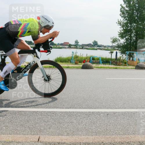 15.06.2025 - 27. Vierlanden-Triathlon H.Heesch http://msf.ph/oto/8017934 15.06.2025 10:12:50 Radfahren 126, 158, 366 meine-sportfotos.de