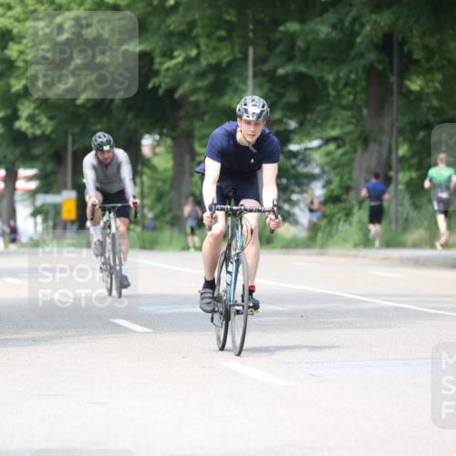 15.06.2025 - 7 Türme Triathlon Yannick Fuchs http://msf.ph/oto/8017959 15.06.2025 13:31:15 Radfahren 386, 741, 938, 1166 meine-sportfotos.de