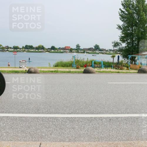 21.06.2025 - 27. Vierlanden-Triathlon H.Heesch http://msf.ph/oto/8017965 15.06.2025 11:59:57 Radfahren 891 meine-sportfotos.de