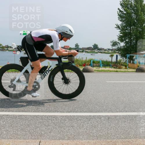 21.06.2025 - 27. Vierlanden-Triathlon H.Heesch http://msf.ph/oto/8017985 15.06.2025 11:59:57 Radfahren 891 meine-sportfotos.de