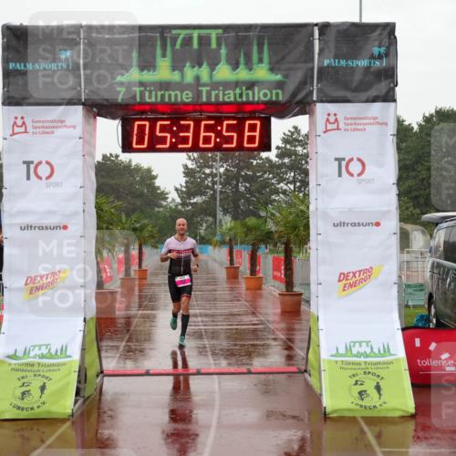 15.06.2025 - 7 Türme Triathlon Michael Strokosch http://msf.ph/oto/8017997 15.06.2025 15:36:58 Ziel 339 meine-sportfotos.de