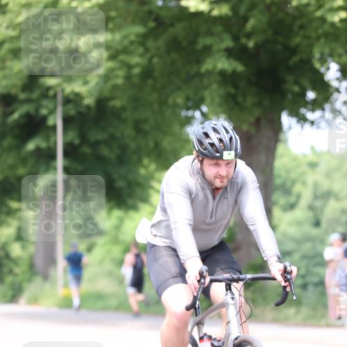 15.06.2025 - 7 Türme Triathlon Yannick Fuchs http://msf.ph/oto/8018120 15.06.2025 13:31:18 Radfahren 741, 938 meine-sportfotos.de