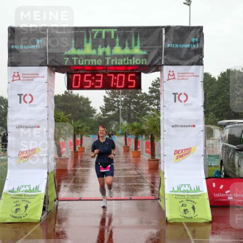 15.06.2025 - 7 Türme Triathlon Michael Strokosch http://msf.ph/oto/8018143 15.06.2025 15:37:04 Ziel 298, 339 meine-sportfotos.de