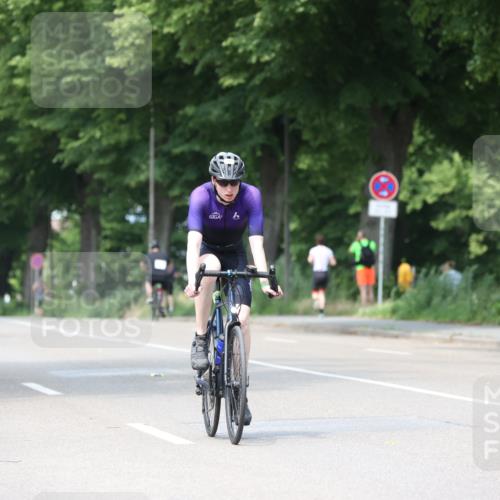 15.06.2025 - 7 Türme Triathlon Yannick Fuchs http://msf.ph/oto/8018214 15.06.2025 13:31:21 Radfahren 741, 859 meine-sportfotos.de