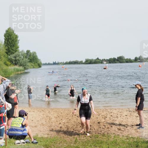 21.06.2025 - 27. Vierlanden-Triathlon MichiJ http://msf.ph/oto/8018245 15.06.2026 10:18:26 Schwimmen 495, 533, 535, 586, 621, 628 meine-sportfotos.de