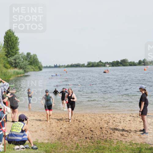 21.06.2025 - 27. Vierlanden-Triathlon MichiJ http://msf.ph/oto/8018454 15.06.2026 10:18:31 Schwimmen 495, 533, 535, 621, 628 meine-sportfotos.de