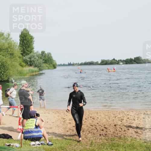 21.06.2025 - 27. Vierlanden-Triathlon MichiJ http://msf.ph/oto/8018755 15.06.2026 10:18:45 Schwimmen 536 meine-sportfotos.de