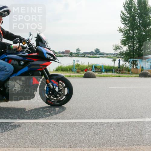 15.06.2025 - 27. Vierlanden-Triathlon H.Heesch http://msf.ph/oto/8018924 15.06.2025 09:35:19 Radfahren  meine-sportfotos.de