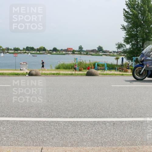 21.06.2025 - 27. Vierlanden-Triathlon H.Heesch http://msf.ph/oto/8018964 15.06.2025 12:00:35 Radfahren 204, 966 meine-sportfotos.de