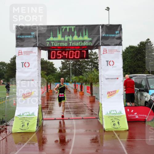 15.06.2025 - 7 Türme Triathlon Michael Strokosch http://msf.ph/oto/8018996 15.06.2025 15:40:07 Ziel 271 meine-sportfotos.de
