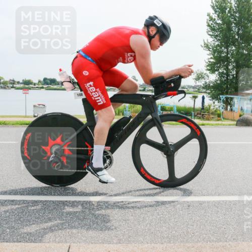 15.06.2025 - 27. Vierlanden-Triathlon H.Heesch http://msf.ph/oto/8019005 15.06.2025 10:21:18 Radfahren 36, 108, 168, 540 meine-sportfotos.de