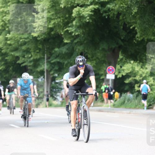 15.06.2025 - 7 Türme Triathlon Yannick Fuchs http://msf.ph/oto/8019197 15.06.2025 13:31:53 Radfahren 327, 665, 708, 784, 990, 1087, 1167 meine-sportfotos.de