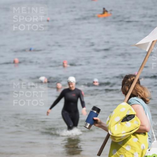 21.06.2025 - 27. Vierlanden-Triathlon MichiJ http://msf.ph/oto/8019232 15.06.2026 10:19:29 Schwimmen  meine-sportfotos.de