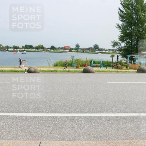 21.06.2025 - 27. Vierlanden-Triathlon H.Heesch http://msf.ph/oto/8019277 15.06.2025 12:00:42 Radfahren 199, 204, 879, 966 meine-sportfotos.de